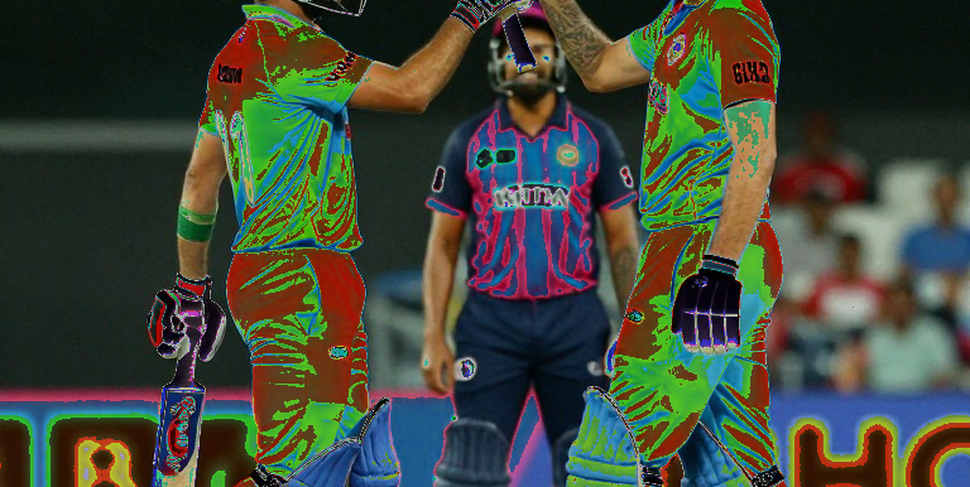 লেজার আর লেদার: ক্রিকেটের দলবদল যখন ব্লকচেইনে লেখা হচ্ছে
