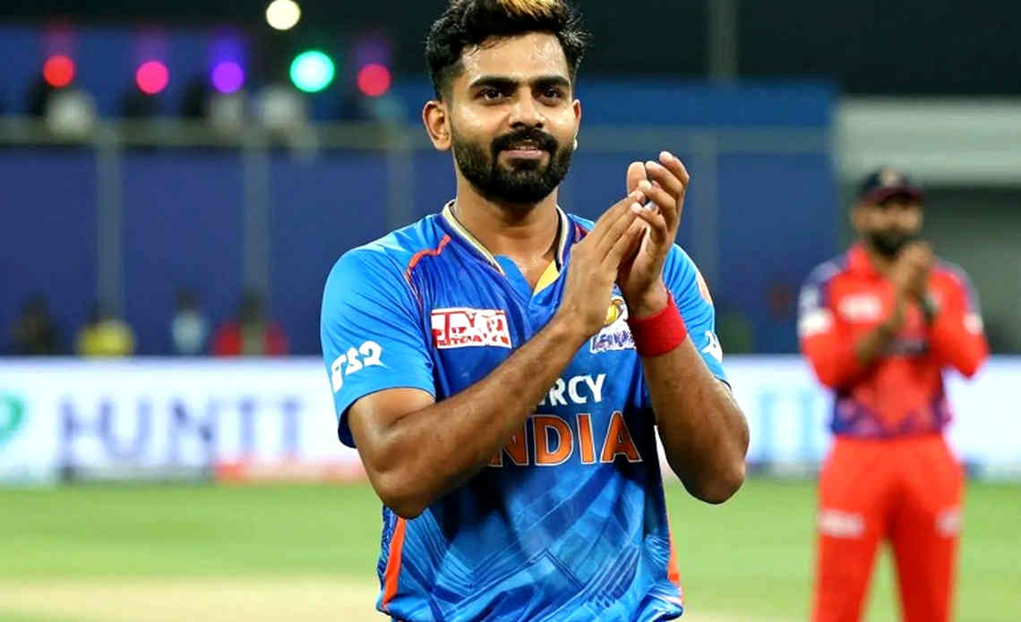 বৃষ্টির ফাঁকে বোল্যান্ডের সেই ছুরি-ধার: গকেবেরহার ডাম্প পিচে স্পিন-বিতর্ক ও চার পেসারের বাজি