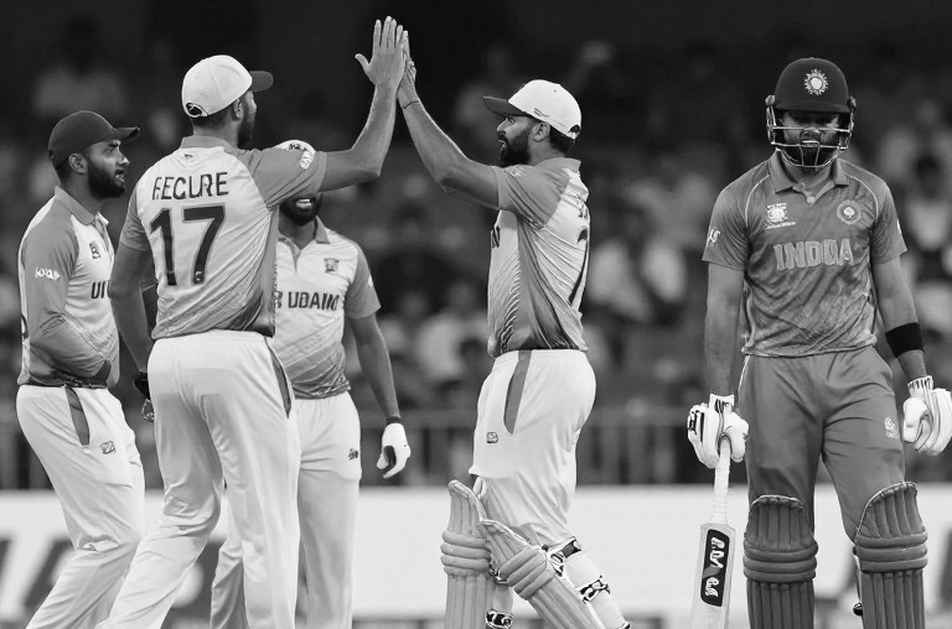 ৮৮৩ পয়েন্টে ফরহান দুই নম্বরে, অথচ পাকিস্তানের মিডল অর্ডার হেলছে নিচের দিকে