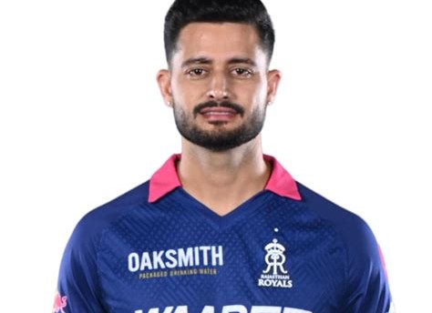যুধবীর সিং চারক