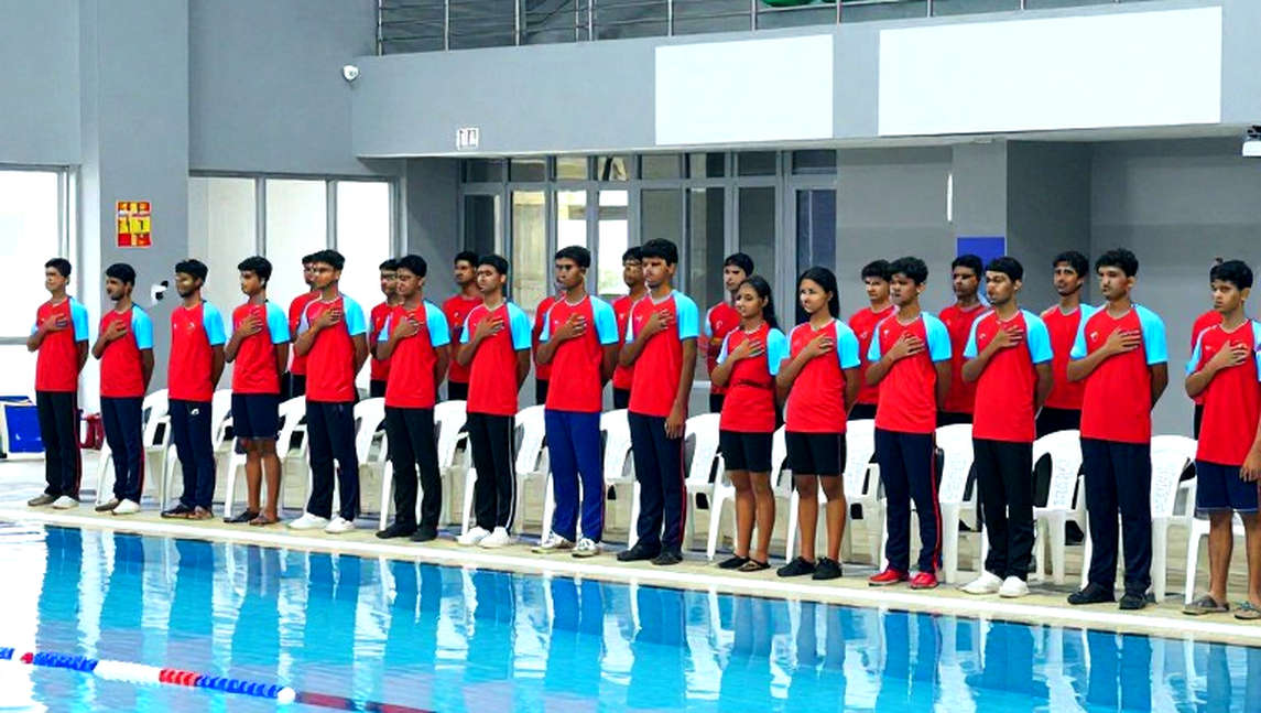 ৫৬.৫১ সেকেন্ড, তারপর একটি অনস্বাক্ষর কাগজ: ডেভিড ডেভিসের টেক্সাস এএম অডিট
