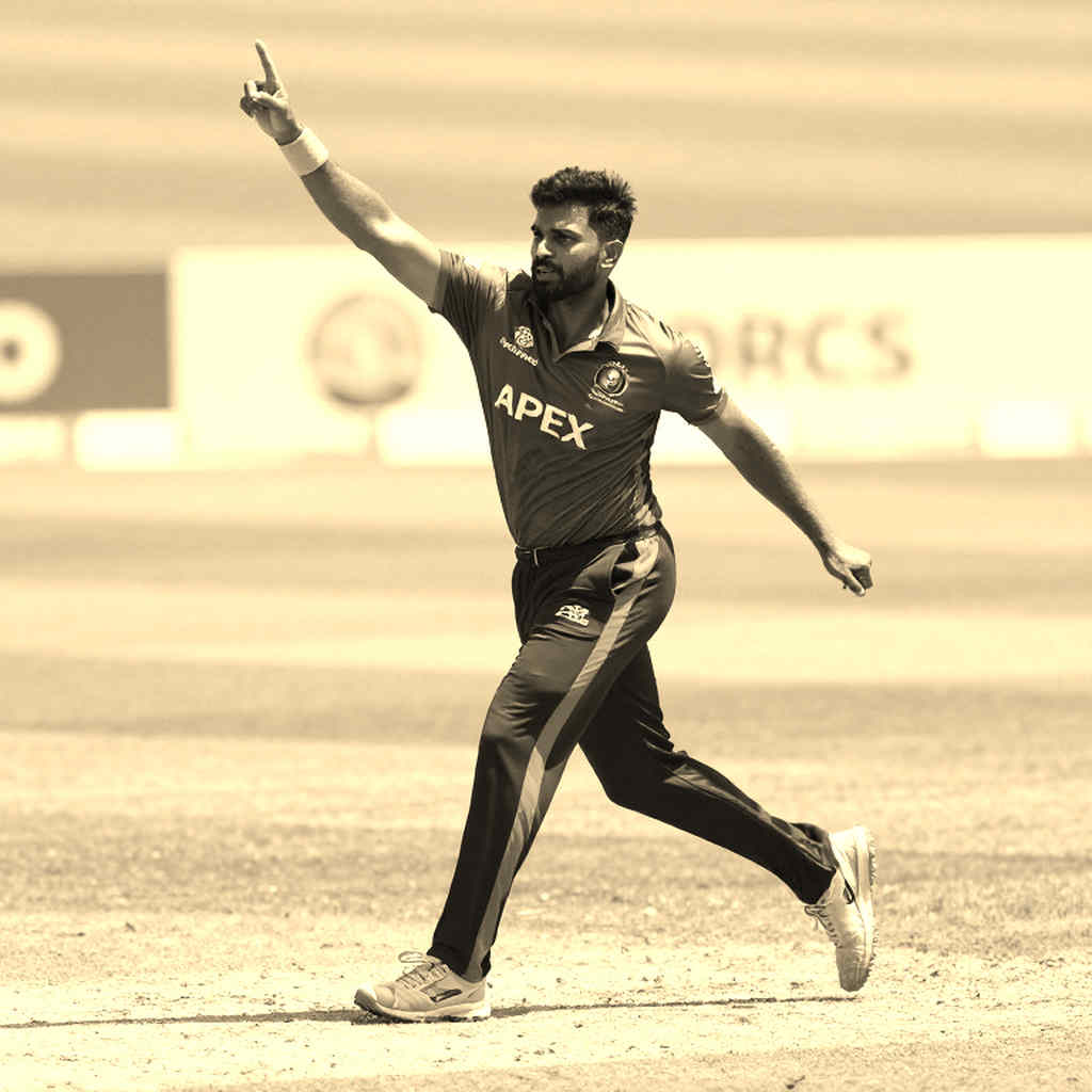 মুলতানে ৯৯ রানের জয়: স্কোরবোর্ড যেখানে শেষ হলো, গল্প যেখানে লগ-অফ করতে অস্বীকার করল